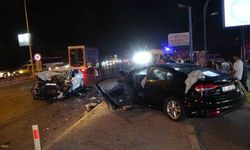 Antalya’da karayolunu savaş alanına çeviren feci kaza: 2 ölü, 2 yaralı