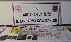 Ardahan’da 20 milyon liralık nitelikli dolandırıcılık operasyonu