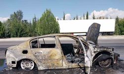 Burdur-Antalya kara yolunda otomobil yandı