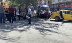 Burdur’da ticari taksi ile otomobil çarpıştı: 3 yaralı