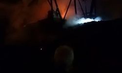 Bursa’da çıkan yangında samanlık kullanılamaz hale geldi