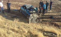Diyarbakır’da otomobil şarampole devrildi: 1 ölü, 1 yaralı