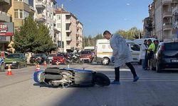 Ekmek alıp evine dönen yaşlı adama motosiklet çarptı