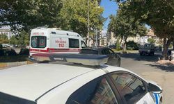 Elazığ’da yayaya çarpan motosiklet devrildi: 2 yaralı