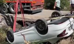 Erciş’te otomobil su kanala uçtu: 3 yaralı
