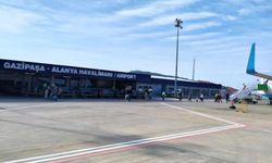 Gazipaşa-Alanya Havalimanı’nda rüzgar nedeniyle bazı uçuşlar iptal edildi