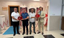 Gazipaşa’da ailesiyle yürüyen kişiyi tabancayla vuran şüpheliyi yakalayan polisler ödüllendirildi