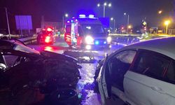Isparta-Eğirdir kara yolunda otomobiller çarpıştı: 2 yaralı