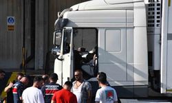 İzmir’de tır sürücüsü araç içerisinde ölü bulundu