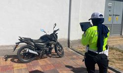 Karaman’da devrilen motosikletin sürücüsü yaralandı