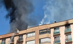 Kayseri’de 10 katlı binadaki çatı yangını söndürüldü