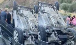 Kızlarını üniversiteye götüren ailenin otomobili takla attı: 3 yaralı