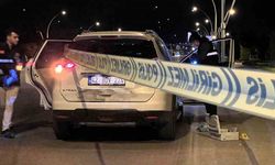 Konya’da bulunduğu aracın önü kesilerek silahlı saldırıya uğrayan kişi ağır yaralandı
