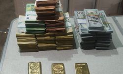 Manavgat Belediyesi ’yolsuzluk’ ve ’rüşvet’ soruşturmasında 3 kg külçe altın yarım milyonun üzerinde döviz ele geçirildi