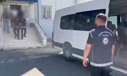 Mersin’de kaçak göçmen operasyonu: 14’ü deport edildi, 4 şüpheli tutuklandı