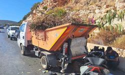 Motosiklet, atık toplama aracına çarptı: 1 ölü