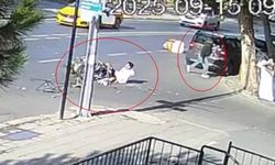 Motosiklet kasasıyla birlikte otomobilin üzerinden uçtu