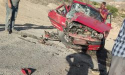 Nevşehir’de otomobil ile minibüs kafa kafaya çarpıştı: 1 ölü, 2 yaralı