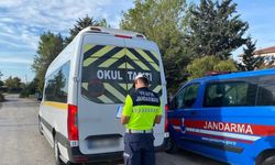 Bursa'da okullar açıldı, jandarma trafik denetimlerini arttırdı