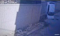 Otomobil, metrelerce yükseklikten yere çakıldı: 1 yaralı