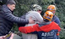 Rize’de heyelan nedeniyle mahsur kalan hastalar AFAD’ın operasyonuyla kurtarıldı