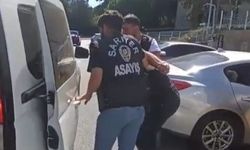 Sarıyer’de gitar kılıfında kalaşnikof taşıyan INTERPOL’ün aradığı şahsı, uyuşturucu siparişi yakalattı