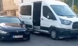 Siirt’te minibüs ile otomobil çarpıştı