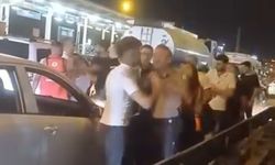 Trafikte yol verme kavgası: 2 kişi gözaltına alındı