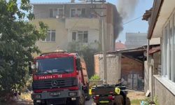 Bursa'da yangında üçüncü katta mahsur kaldı