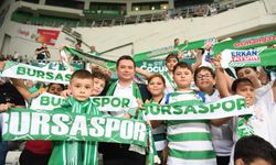 Başkan Aydın çocukları Bursaspor maçına götürdü