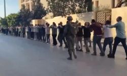 İsrail, Batı Şeria'da yüzlerce Filistinliyi alıkoydu