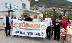Bursa’da sürgün edilen öğretmen geri döndü! Davul zurna çalındı