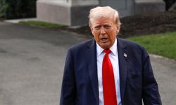 Trump, Venezuela'dan yola çıkan uyuşturucu yüklü bir botu uluslararası sularda vurduklarını açıkladı