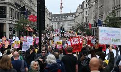 Trump, Londra'da protesto edildi