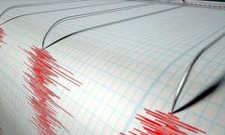 6.4 büyüklüğünde deprem: Tsunami uyarısı yapıldı