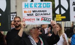 Herzog, Londra'da protesto edildi