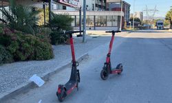 Bursa’da pes dedirten manzara! Yolun ortasını park sanıp bıraktılar