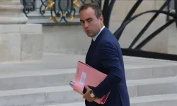 Fransa'da yeni kabine duyuruldu