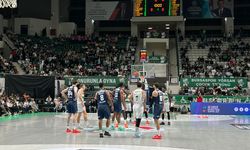 Bursaspor Basketbol, Anadolu Efes'e yenildi