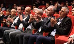 Komşu Köyün Delisi tiyatro oyunu biletleri ücretsiz satışa çıkıyor