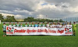 Bursalı futbolculardan dünyaya mesaj