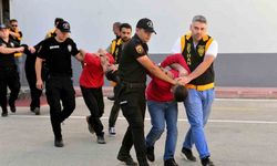 50 milyon haraç isteyip, iş yeri, ev ve muhtarlık kurşunladılar: 6 tutuklama