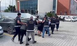 63 yaşındaki kadının pompalı tüfekle öldürüldüğü komşu kavgasına 5 tutuklama