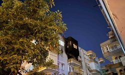 Alanya’da 5 katlı binada yangın: 1 kişi hayatını kaybetti