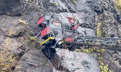 Amasra’da kayalardan sarkan kablolar paniğe neden oldu: 19 yıl önce patlatılan dinamitlerden kaynaklandığı ortaya çıktı