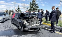 Anahtar Parti konvoyunda trafik kazası