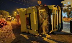Arızalanan tırdan aşağı indi, hayatını kaybetti