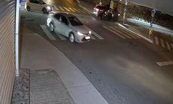 Arnavutköy’de motosikletle otomobil çarpıştı: 2 yaralı