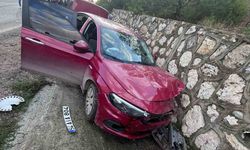 Bilecik’te iki otomobil kafa kafaya çarpıştı: 4 yaralı