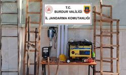 Burdur’da kaçakçılık operasyonu: 12 gözaltı